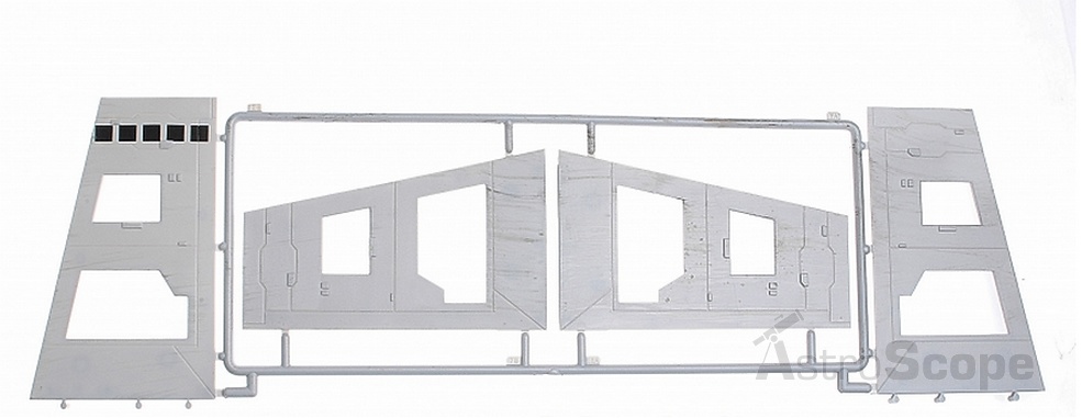 Модель Revell Звездные войны. Звездный истребитель X-Wing - фото 11